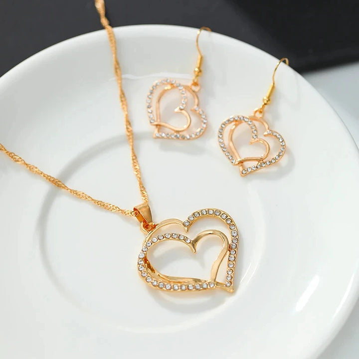 3-Piece Heart-Shaped Jewelry Set – Earrings, Pendant, Necklace with Rhinestones