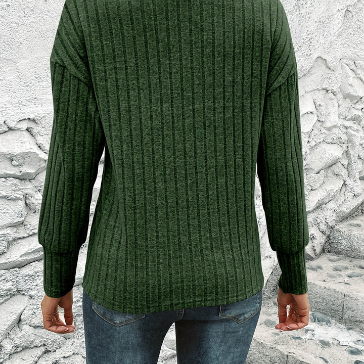 Cozy Ribbed Crew Neck T-Shirt – Soft Long Sleeve with Button Front for Spring & Fall